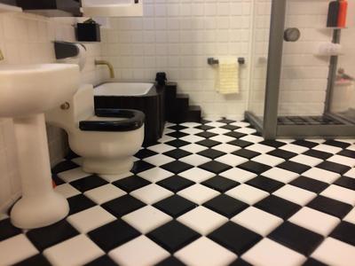 Miniature tiles   (bathroom)