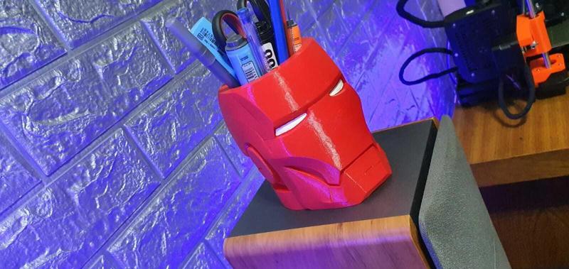 IRON MAN pencil holder