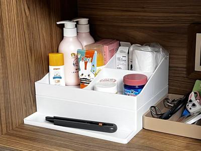 Two-layer detachable storage box