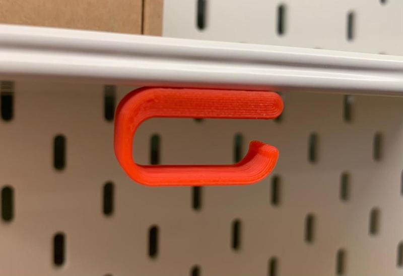 Mini magnetic cable hook