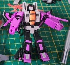 G1 style Seeker Decepticon Skywarp