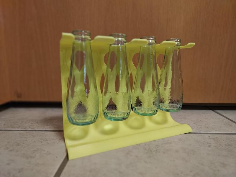 Crodino bottle stand
