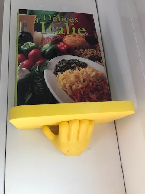 TABLET SHELF #CULTSXBOOK