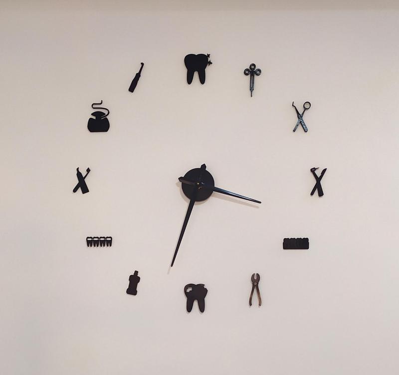Dental Office Wall Clock (1m diameter)
