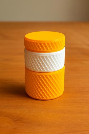 Stackable Knurled Pill Case