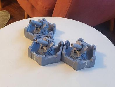 Armored artillery platform