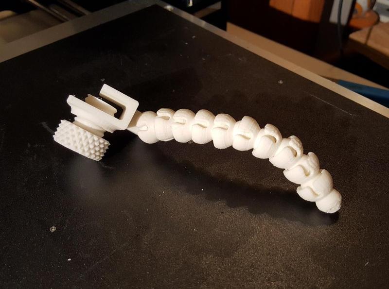 Screw down clamp mount for Articulated Arms