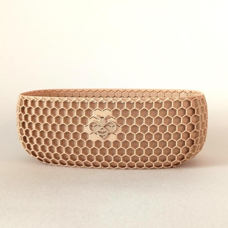 Honeycomb basket (with bee logo)