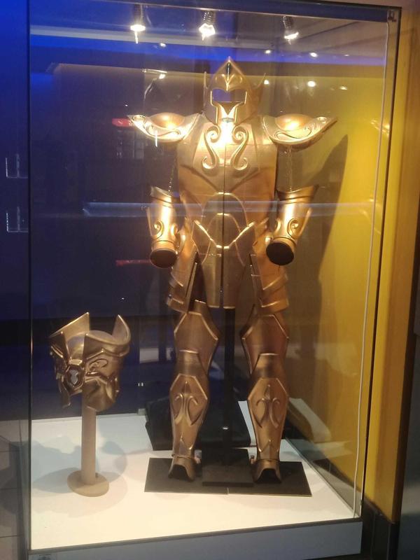 GOLD MITHCLOTH CAMUS NO AQUARIUS WEARABLE COSPLAY