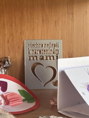 Přání k narozeninám pro mamky