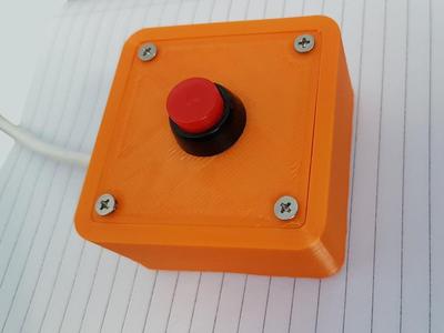 Button box for 12mm switches and buttons