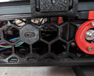 USB-C Hex Port