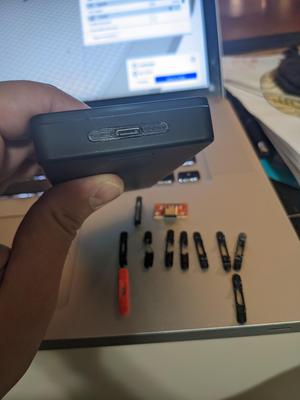 Zune USB-C port cover