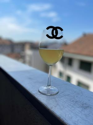 Chanel glass marker / glass clip marker