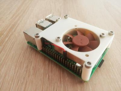 Raspberry Pi 4 Noctua fan 40mm cover case