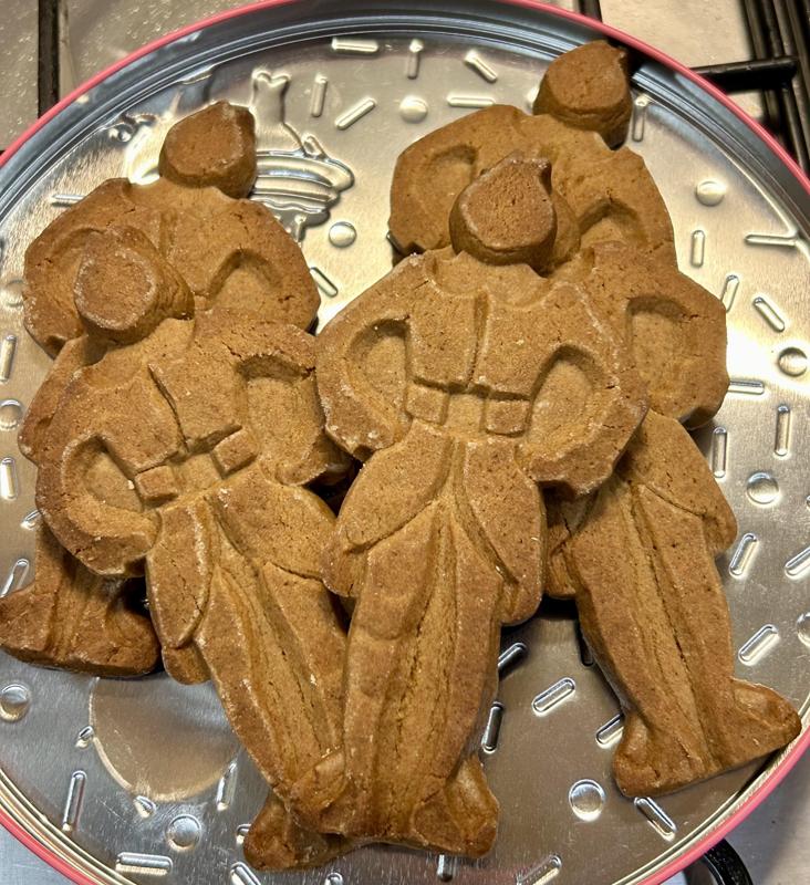 (Not) Buddy the Elf Cookie Cutter