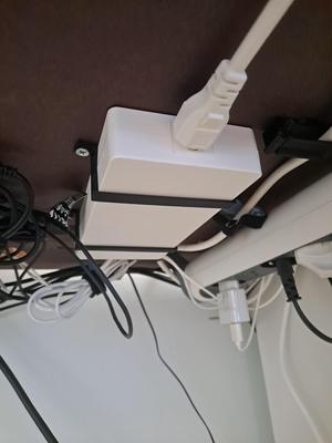 LG power supply holder