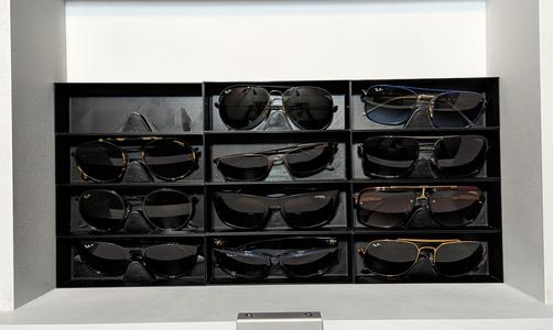 glasses organizer