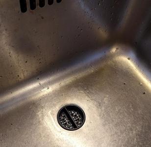 Parametric kitchen sink strainer