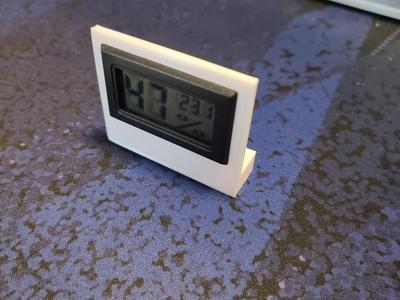 Clip for cheap hygrometer