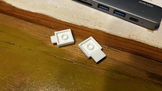 USB-A / USB-C to Lego compatible