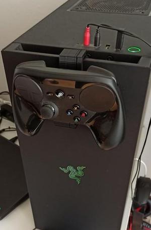 Steam Controller PC case holder