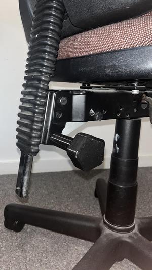 Office Chair Backrest Knob (M6)