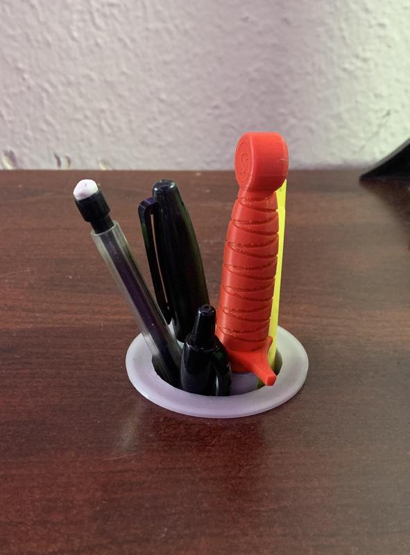 Table hole pen holder