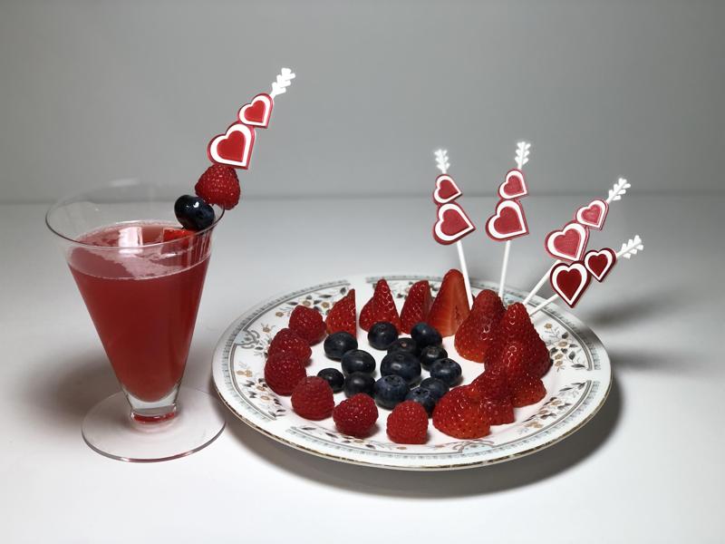 Cupids Arrow Valentines Garnish Pic / Hors d'oeuvre Fork Set