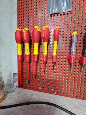 Square 6mm pegboard Screwdriver holder