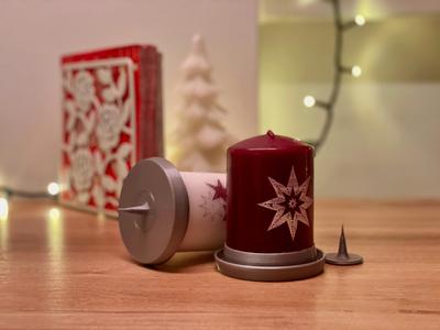 Advent candle holder with removable spike