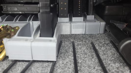 Desert Eagle and Glock style magazine holder