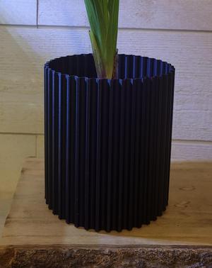 circular pot