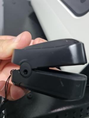 Hinge Repair for Multilaser Pulse Oximeter