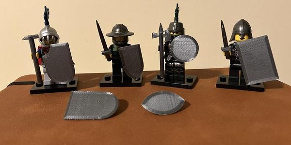 Minfigure-Scale Medieval Weapons and Shields
