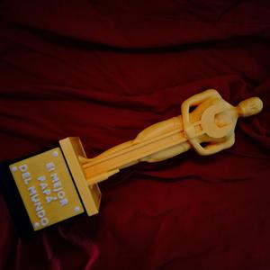 Father's Day - Trophy in English and Spanish