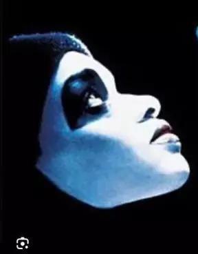 Dead Presidents Lady