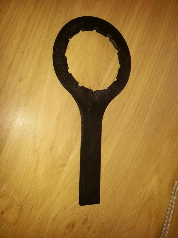 Wrench for a water purifier (Reverse Osmosis filter) resin tank cap