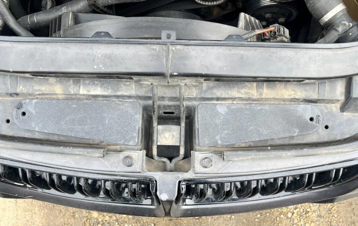 BMW E9X Grille Block Off Plates