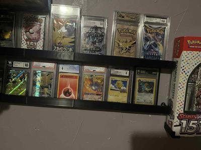Modular display shelf