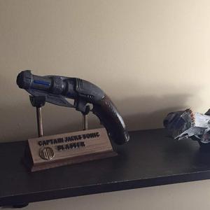 Captian Jack sonic Blaster display stand