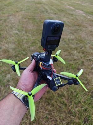 Universal 360 degree actioncam mount complete set for battery mounting