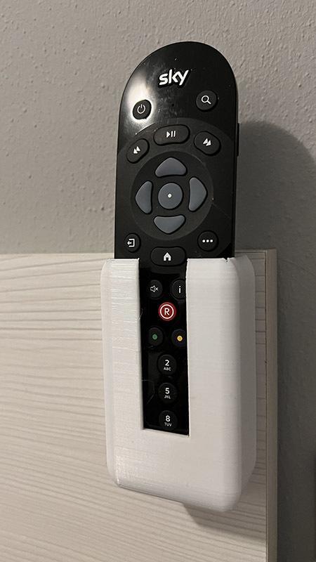 SkyQ Remote Holder