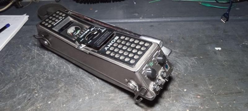 Buttons or knobs radio walkie talkie SONY ICB-1000W