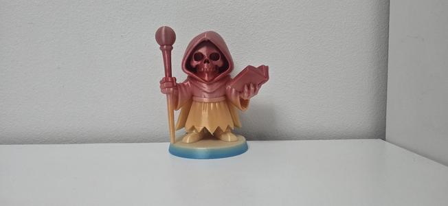 Halloween Skull Mage Figurine