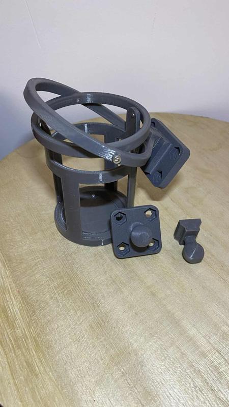 John Deere 8R Modular drink holder