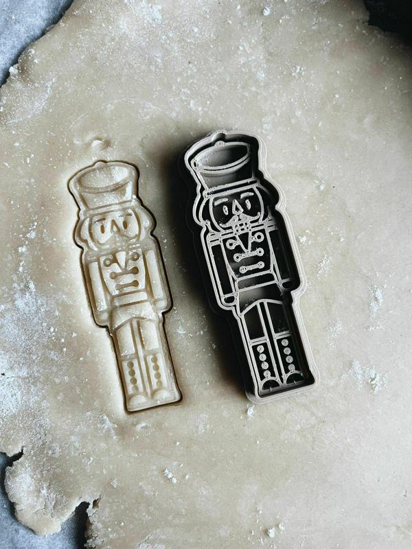 NUTCRACKER NUTCRACKER COOKIE CUTTER