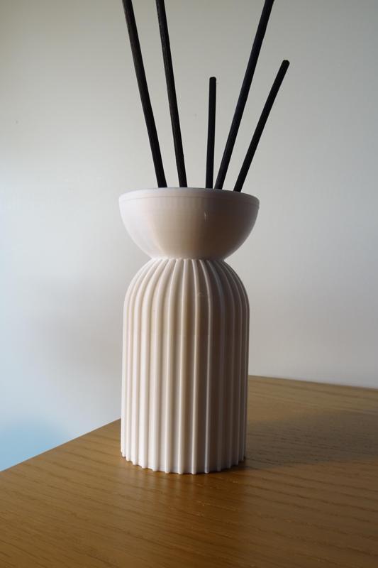 Minimalist Elegant Reed Diffuser – 3D Printable Room Fragrance Vase | STL & 3MF Files