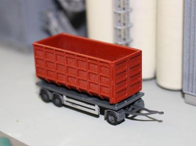 N Scale 20ft Container Trailer 2