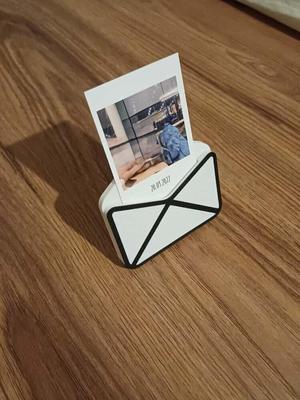 Envelope Photo Holder – Minimalist Photo Stand